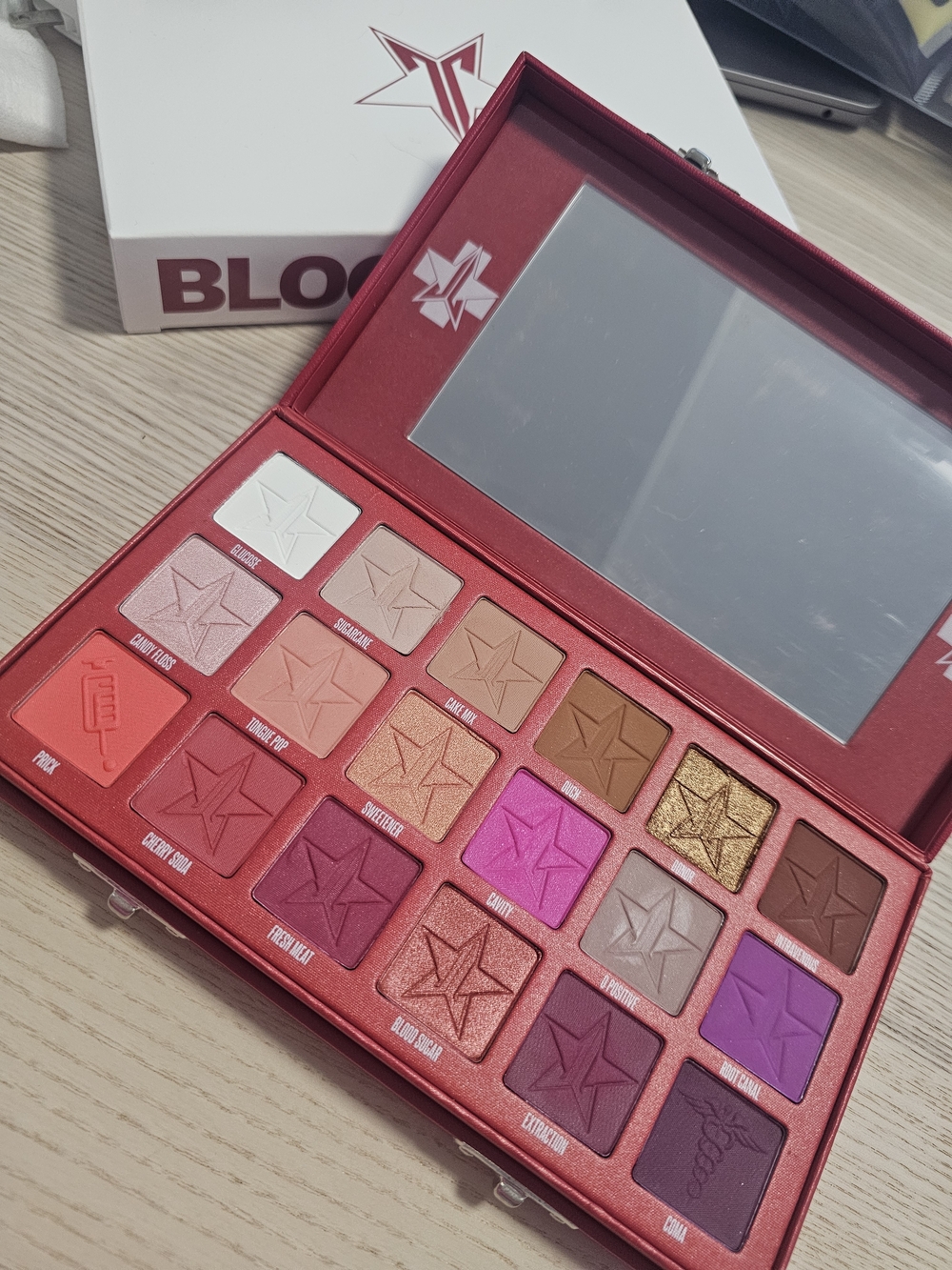 Jeffree Star Eyeshadow Palette — Reds, Pinks, Golds, Browns, Purple